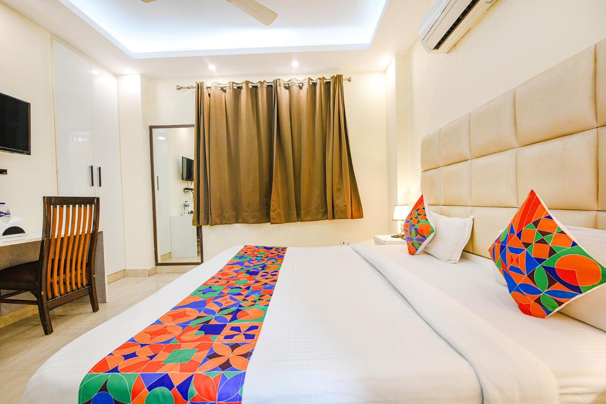 Hotel Fabhotel Ak